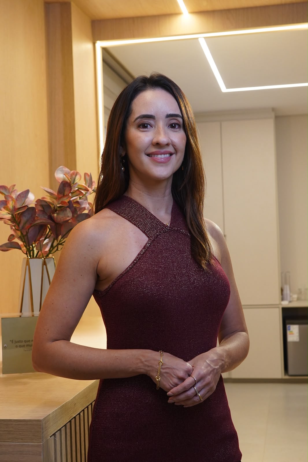 Dra. Ivana Pontes, ginecologista, obstetra e especialista em medicina fetal em Fortaleza
